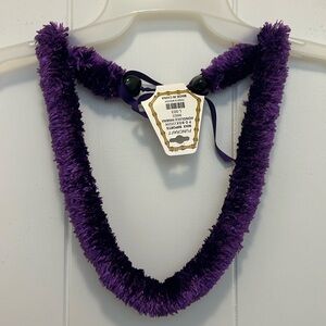 “Ribbon” Lei in Purple